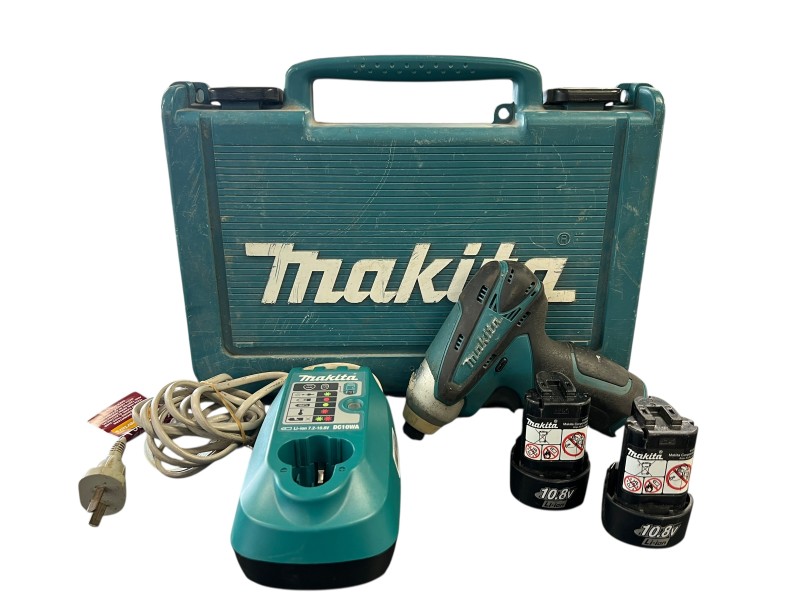 Makita Td090d Makita Drill Set MAKITA LCT204 Cordless Combo Kit