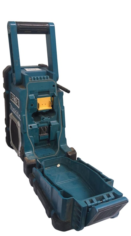 Makita 18V Bluetooth Jobsite Radio Dmr108 Green | 028800273229 Makita 18V Bluetooth Jobsite Radio Dmr108 Green | 028800273229