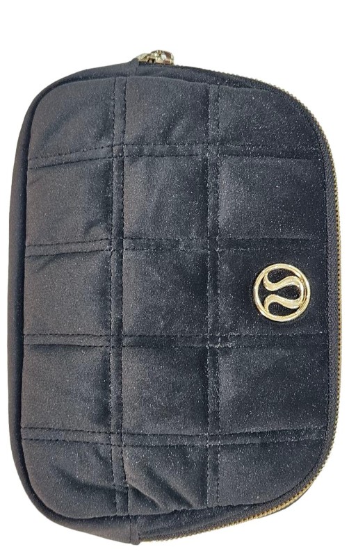 Lululemon Everywhere Belt Bag Quilted Velour Black | 002800243218 | Cash  Converters