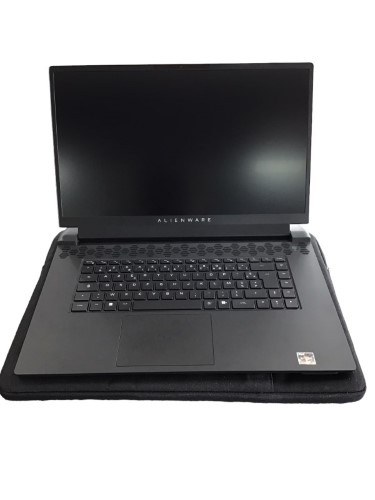 Alienware P50e 16GB 452GB SSD Black 028800246115 Cash Converters