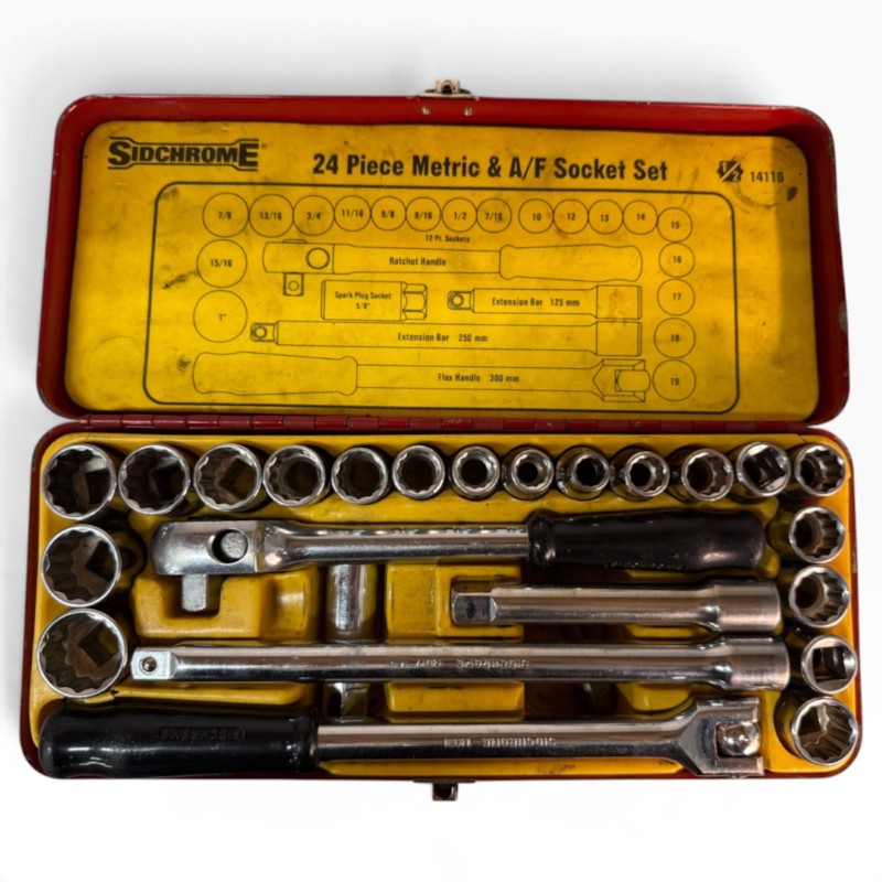 Socket Red Colour Sidchrome 24 Piece Metric & A/F Socket Set Red | 023201131575 | Cash ...
