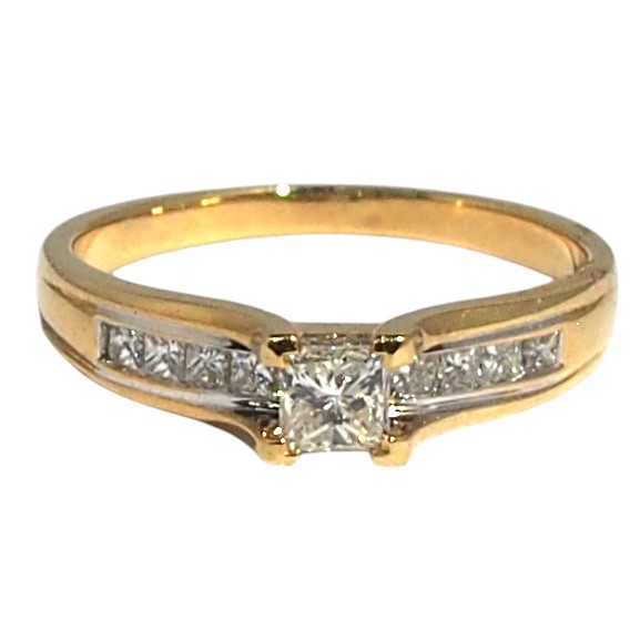 Angus Coote 18ct Yellow Gold Ladies Diamond Ring Size R