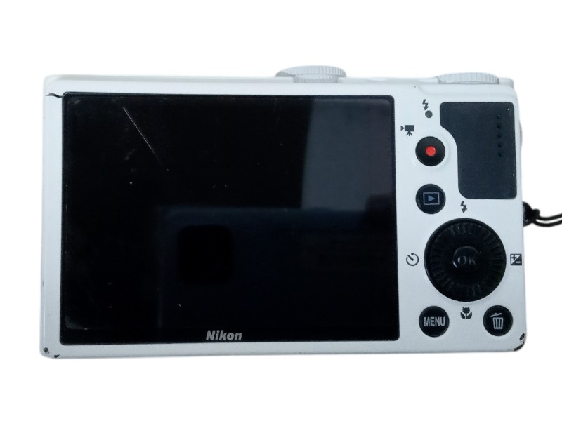 Nikon Coolpix P310 16.1 White | 033900222417 | Cash Converters