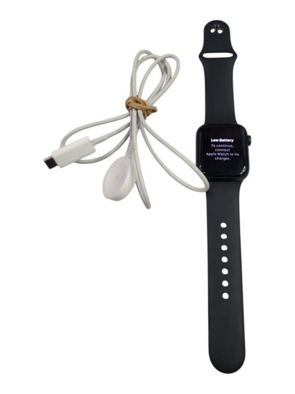 Apple Se (1st Gen) 40mm A2351 Black | 037300430615 | Cash Converters