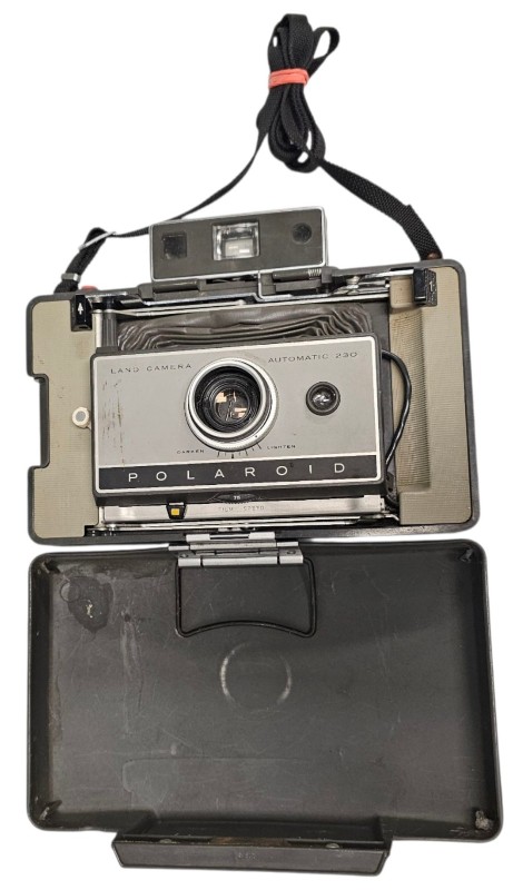 Polaroid Land Camera Automatic 230 Grey | 060000008241 | Cash
