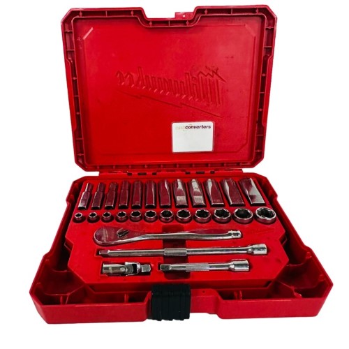 Milwaukee 28 PC. 1/4" Drive Socket Set Metric 48229504 Silver