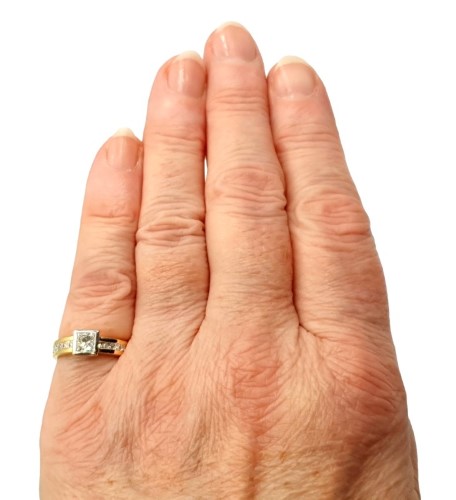 18ct Yellow And White Gold Ladies Diamond Diamond Ring Size K 0.87ct TDW 032800243545 Cash