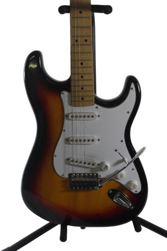Squier Strat Black 033200236370 Cash Converters