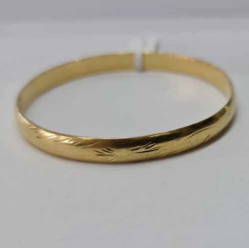 18Kt Patterned Solid Gold Bangle 18ct Yellow Gold Bangle - 23.89G ...