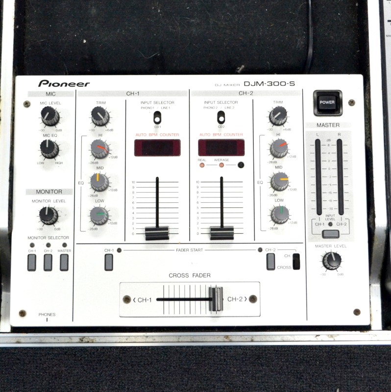 Pioneer DJM-300-S DJ MIXER 注目ショップ・ブランドのギフト DJ